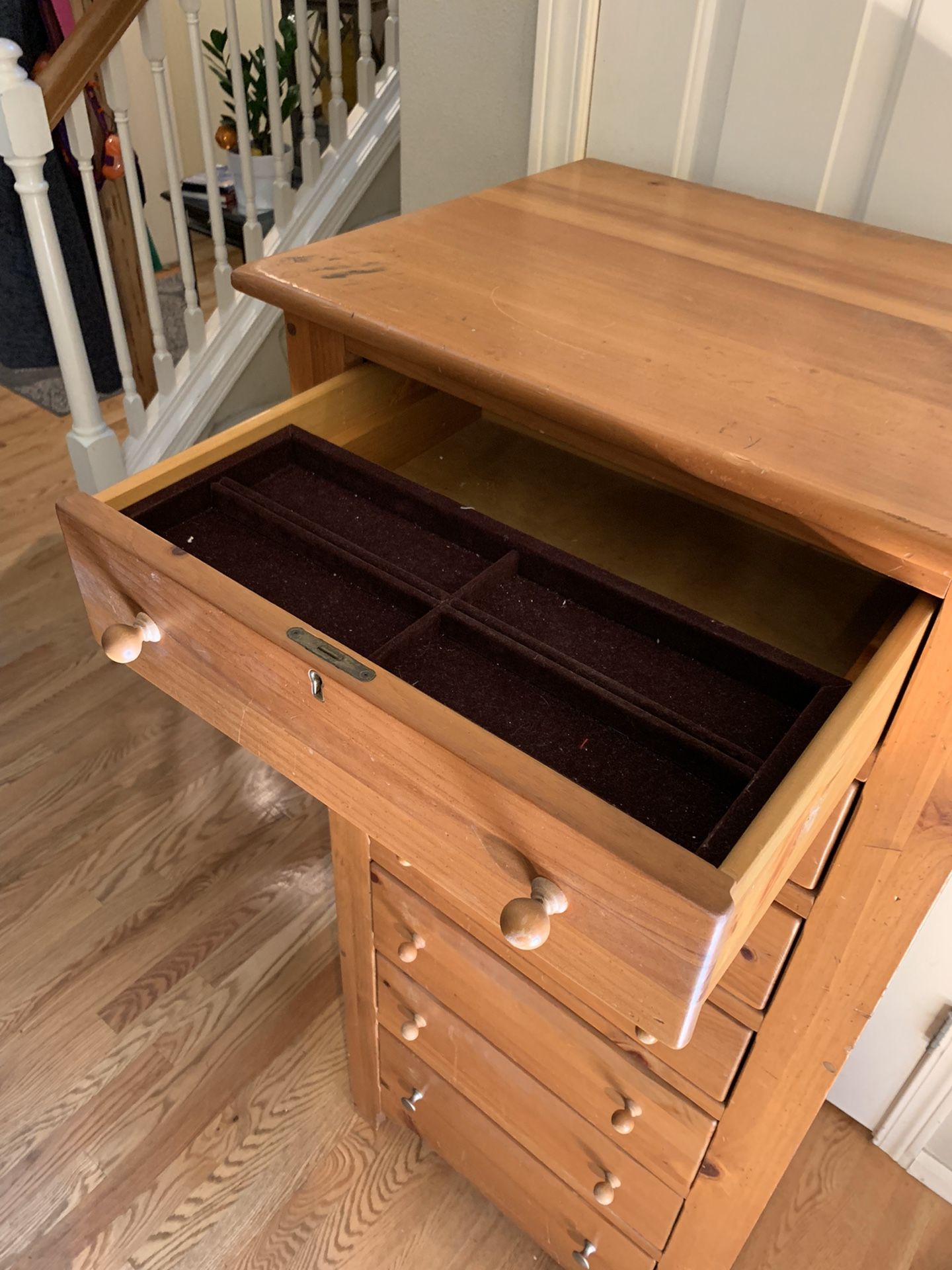 Tall Skinny Dresser Lingerie Chest for Sale in Redmond, WA OfferUp