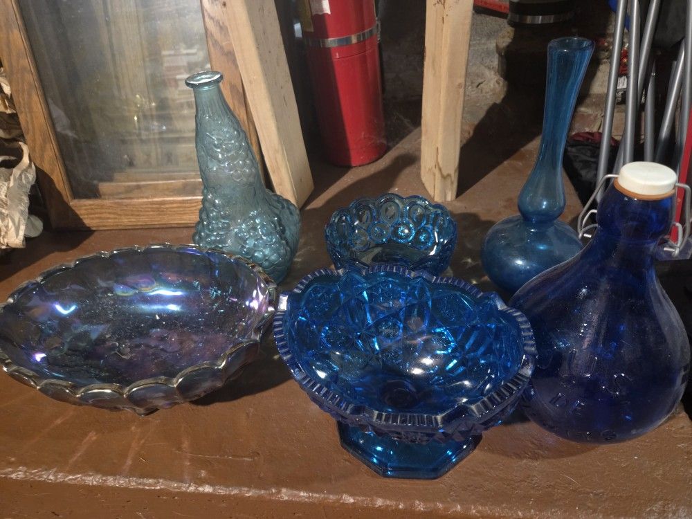 Blue Glass Antiques 