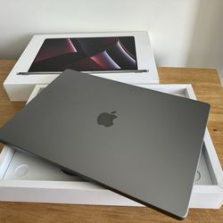 NEW 2023 M2 Max 1TB SSD 32GB RAM 16” MacBook Pro 38-Core GPU 12-Core CPU Touch ID XDR Liquid Retina Display Equivalent To 2024 
