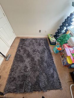 Area Rug - Ashley’s Furniture 