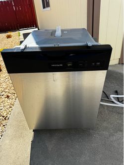 Frigidaire Stainless Steel Built-In Dishwasher