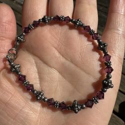 Handmade Purple Crystal Bead Bracelet with Bali-Style Silver Accents – Boho Chic 