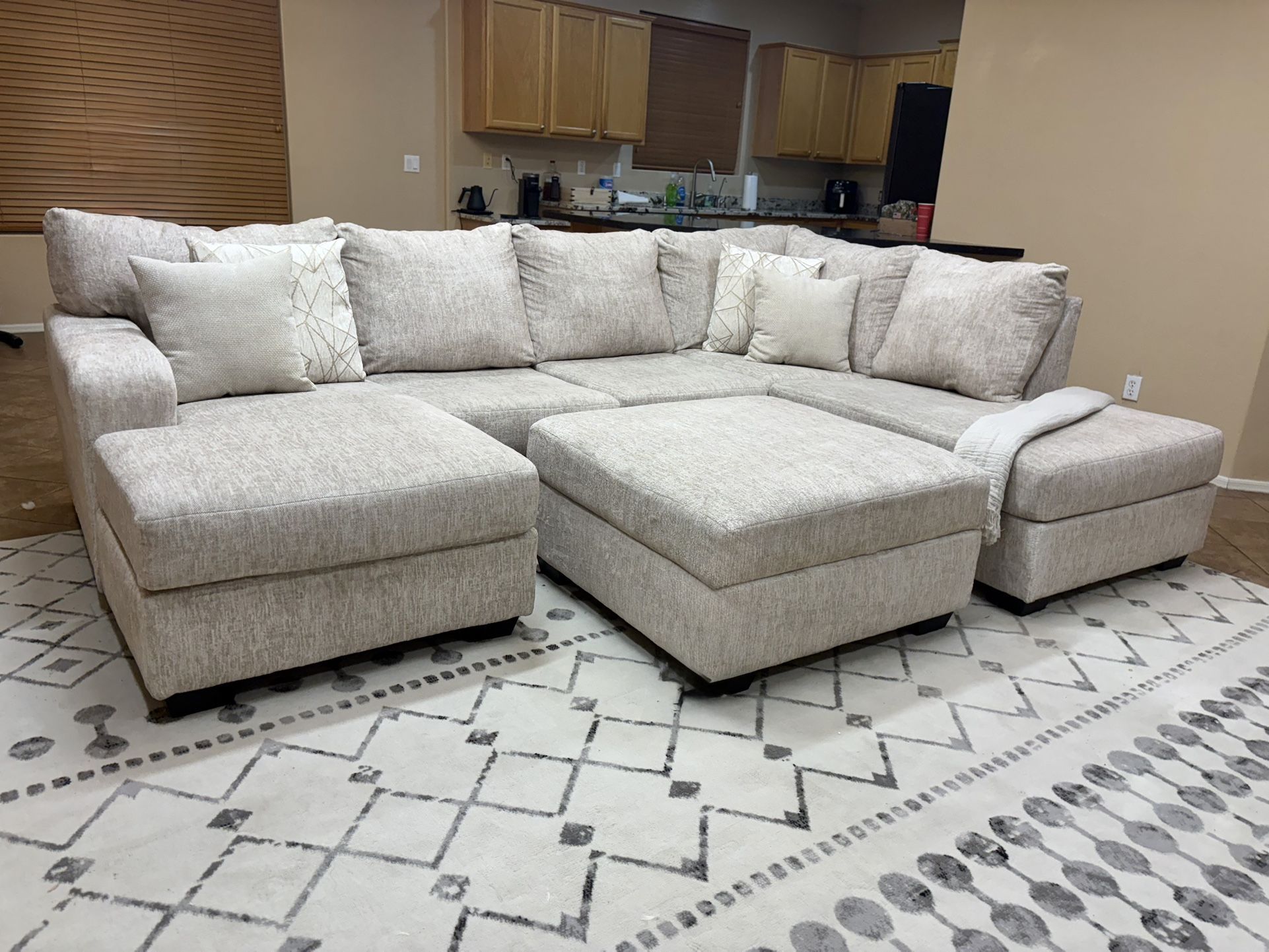 2pc Ultra-Soft Ashley Beige U-Shape Sectional 