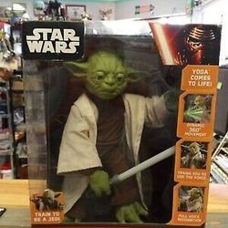 Star Wars Yoda Comes To Life 
