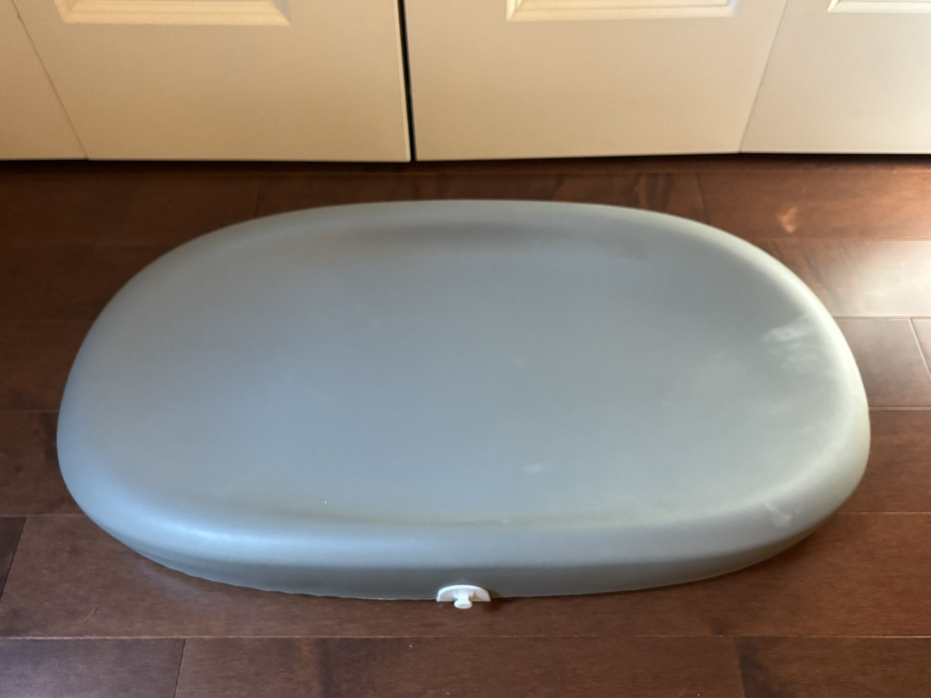 Hatch Grow Smart Changing Pad and Scale
