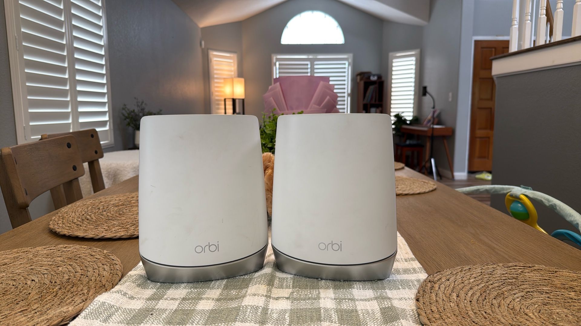 ORBI RB750 Router And satellite.