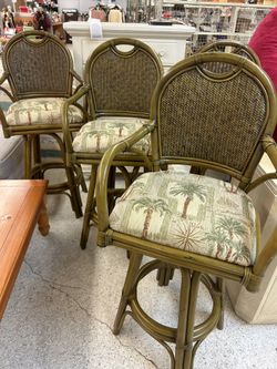 Pelican Reef Swivel Bar Stools 