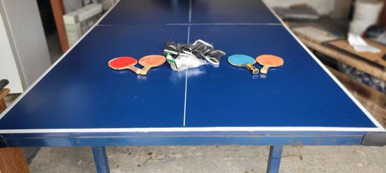 STIGA PING PONG TABLE