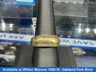 Men's Ring - Yellow Gold 14k (.585) 4.9 grams Size 11