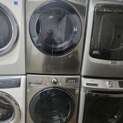 LG SET STEAM WASHER AND STEAM ELECTRIC DRYER STAINLESS STEEL 