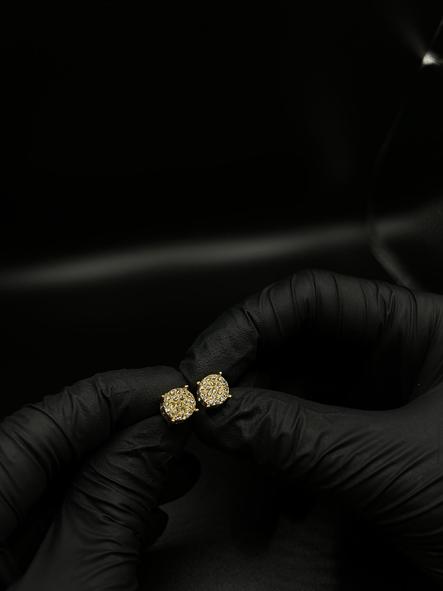 Gold-diamond Earrings For Men