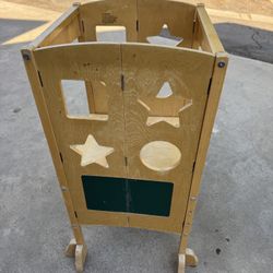 Wooden Toddler Learning Tower / Helper Stool – Adjustable