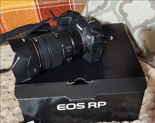 CANON EOS RP (MIRRORLESS CAMERA)