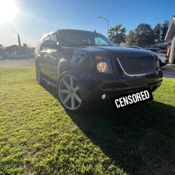 2007 GMC Yukon Denali 