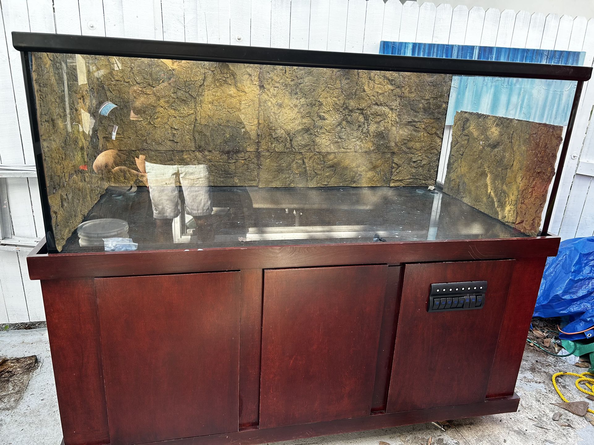 300 Gallon Fish Tank With Stand