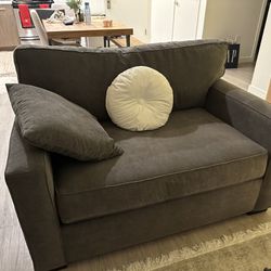 Sofa/couch With Twin Pull Put Bed 