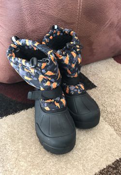 Size 5 snow boots