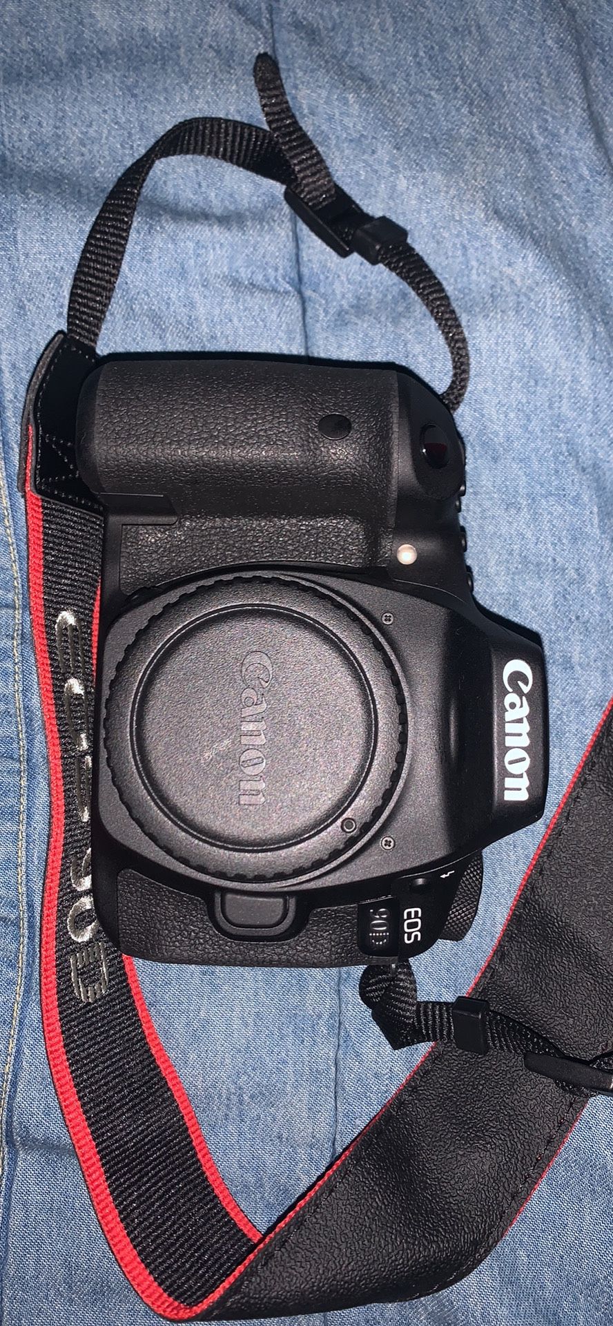 Canon 90D