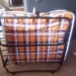 bed frame with wheels