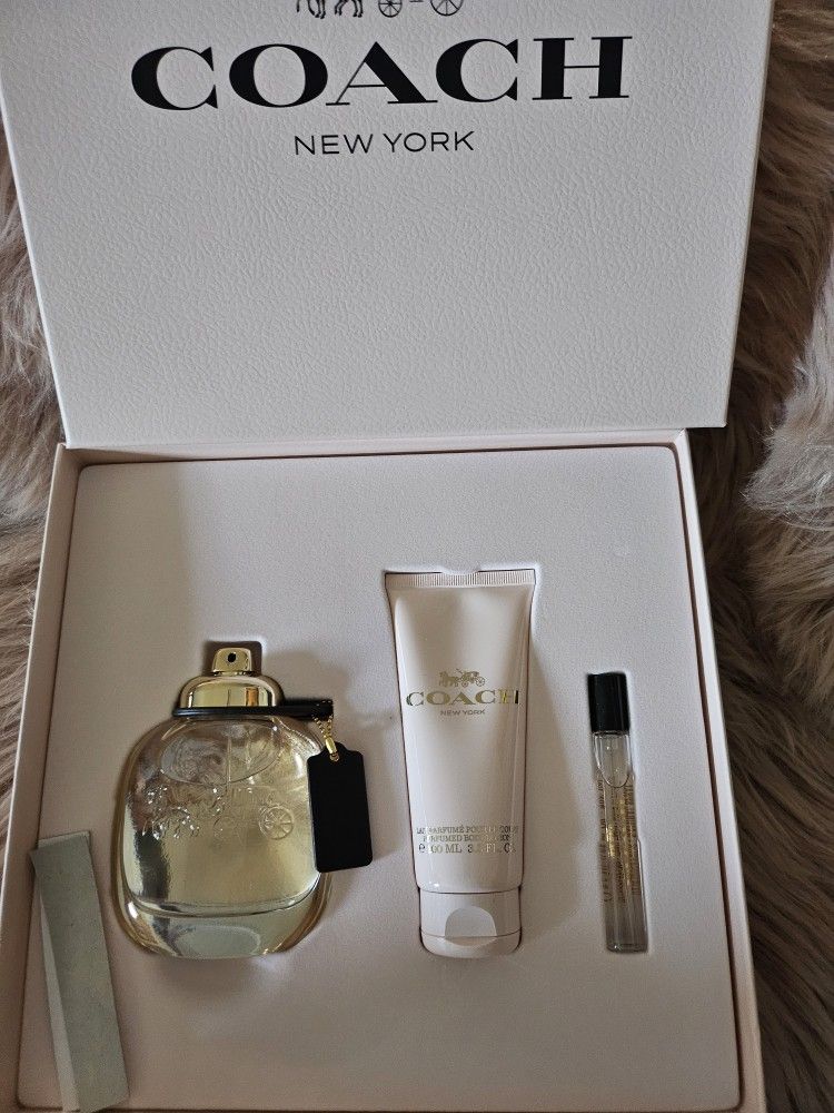 Coach New York Gift Set