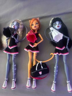 Monster high dolls