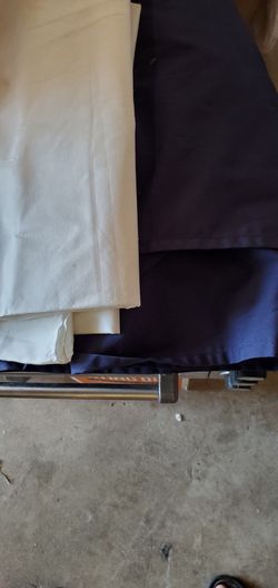 Skirt bed queen size white&blue