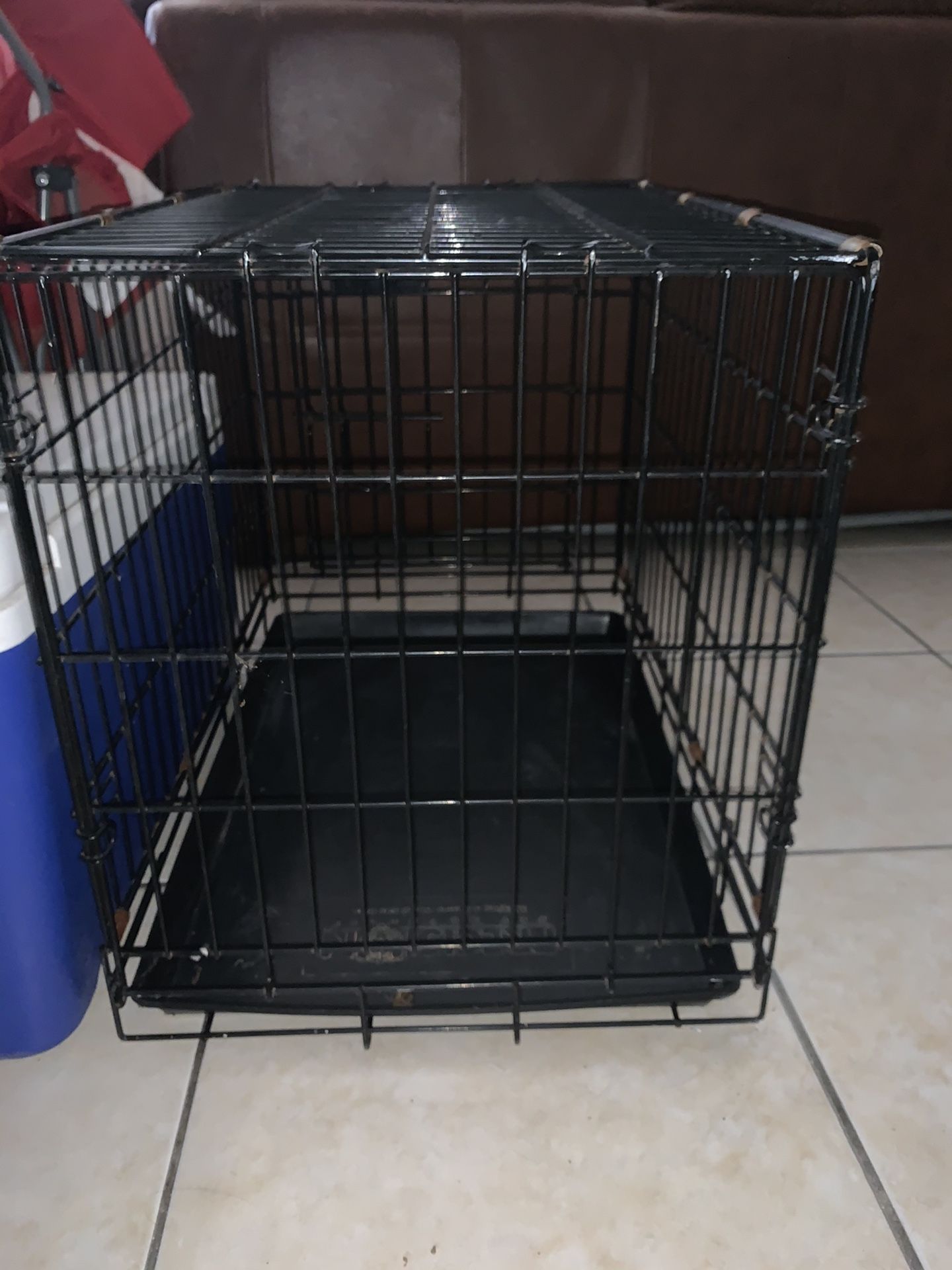 Medium Size Dog Kennel (READ DESCRIPTION) for Sale in Houston, TX OfferUp