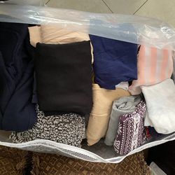 Bag full Of Women’s Clothes (Shirts, Blazers , +2sweaters)