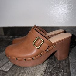 Women's Faux Leather Heeled Clogs