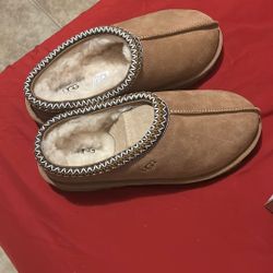 Uggs Size 8 Brand New 