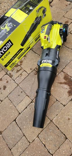 RYOBI
160 MPH 520 CFM 25cc Gas Jet Fan Leaf Blower