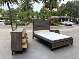 4-Piece Modern Gray Wood Grain Bedroom Set Queen Size By Coaster Fine Furniture