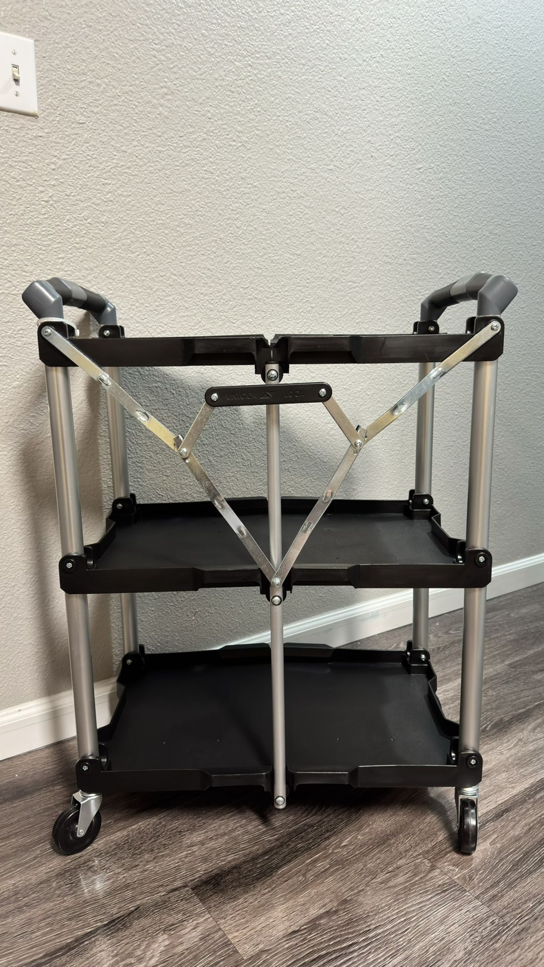 Olympia Tools 85 188 Pack N Roll Folding Collapsible Service Cart