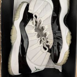 Jordan 11 DMP Size 8
