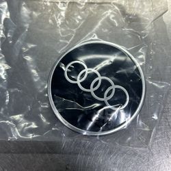 4pc set OEM 2018-2025 Audi center caps 85A.071.006