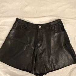 Forever 21 Black Faux High Waist Shorts (M)