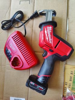milwaukee m12 Hackzall With battery and charger 