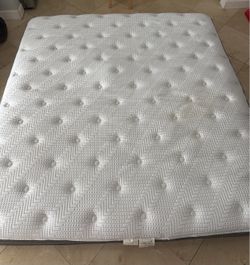 King Mattress - Beautyrest PRESSURESMART