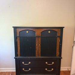 Dresser MCM STYLE 