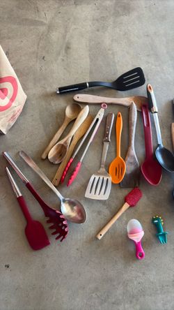 Kitchen utensils 10.00 for all