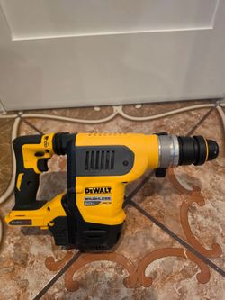 DeWalt FlexVolt 60V Brushless Rotary Hammer