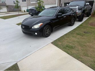 2011 Infiniti M37