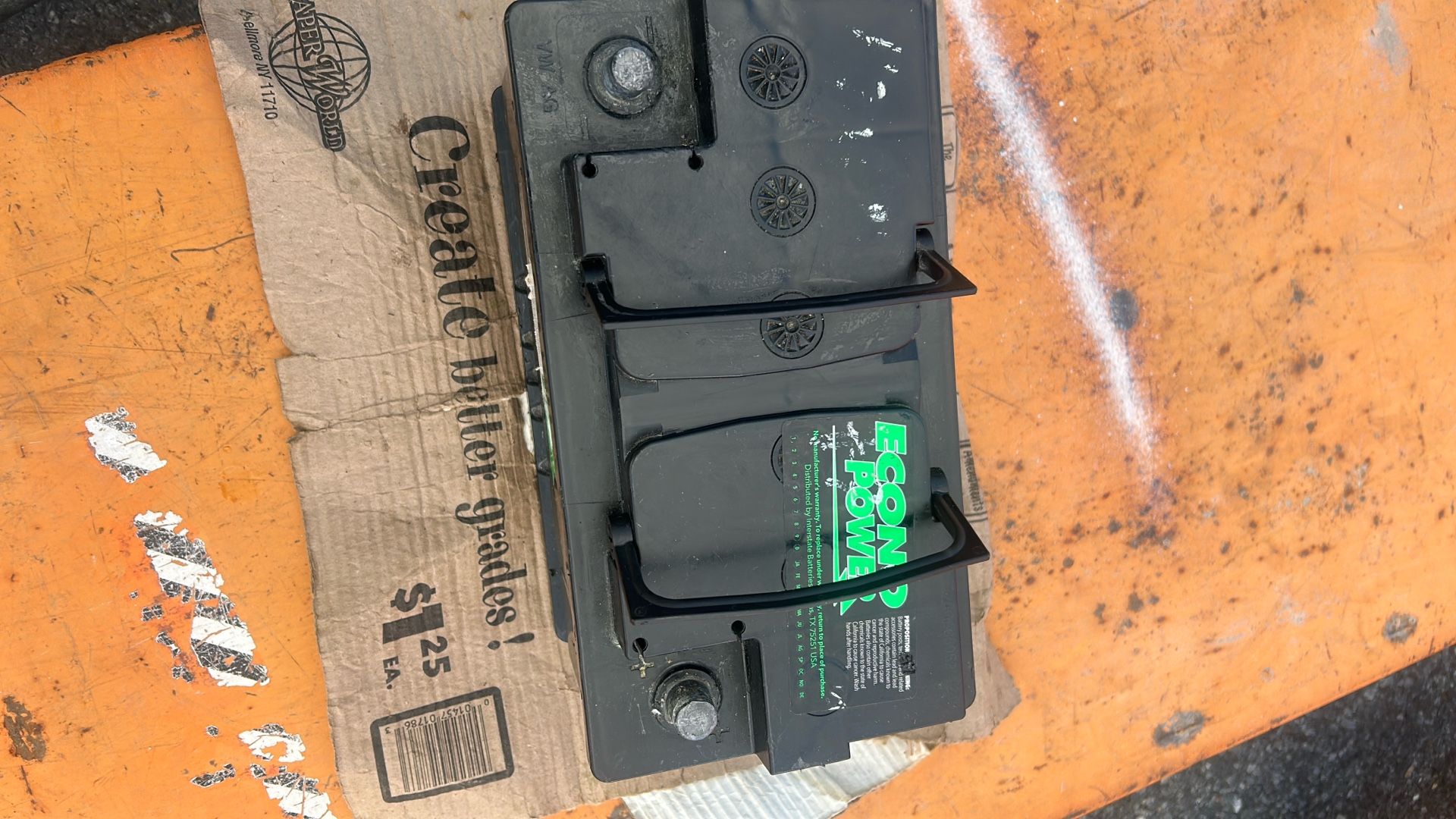 800 CCA Top Post Battery