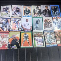  COLLECTOR COMIC BOOKS and FOOTBALL and BASEBALL CARDS