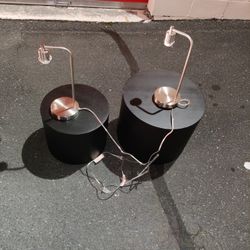 two end tables with lamps