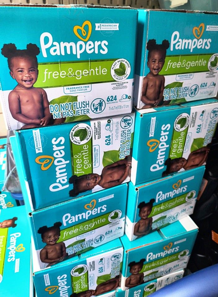Pampers Free And Gentle Wipes.