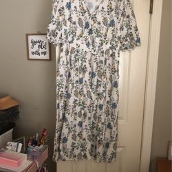FLORAL DRESS 