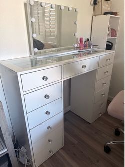 Vanity with mirror