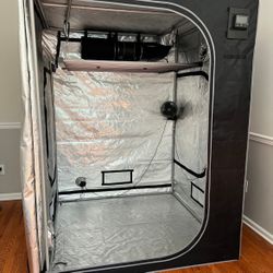 AC Infinity Grow Tent