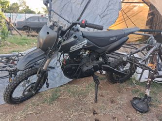 Specialized aventon cannondale  throne elite framesDirt Bike Pit Bike Black and lots of bike stuff